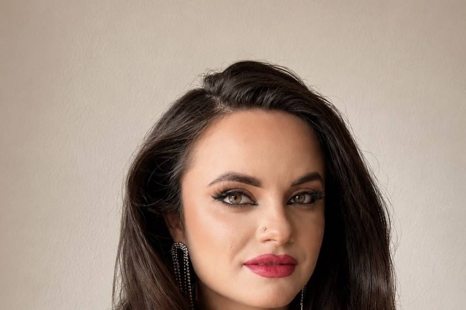 Makeup & Hairstyle