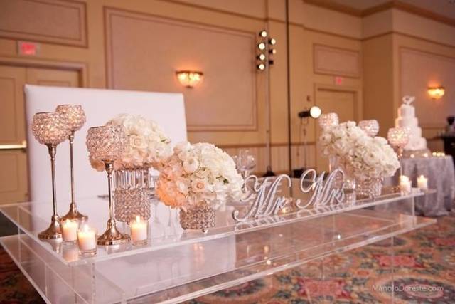 Sweetheart table
