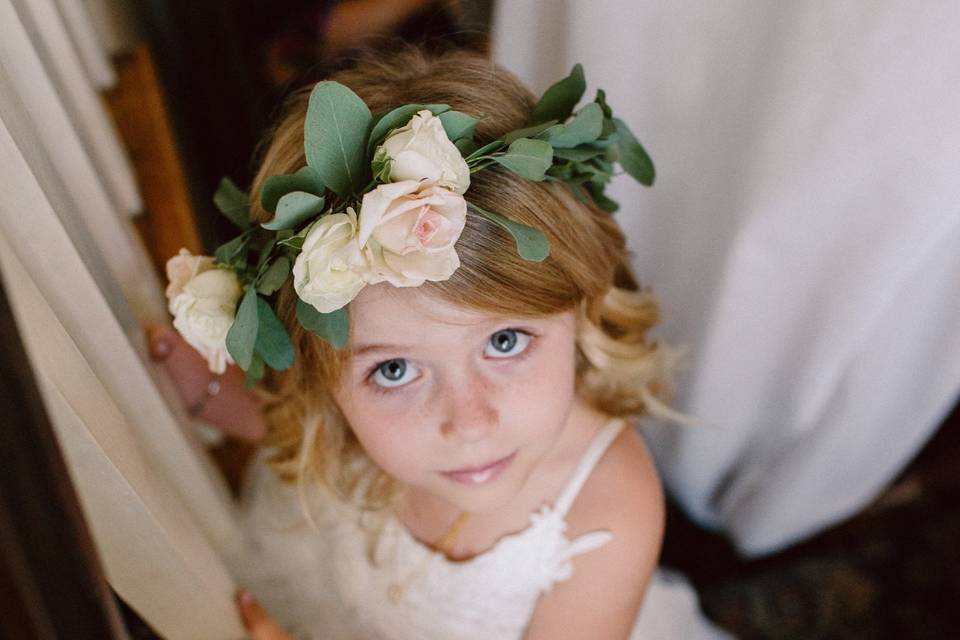 Flower girl Oregon Wedding