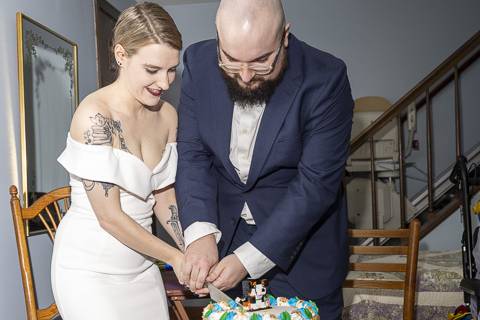 Cutting the cake
