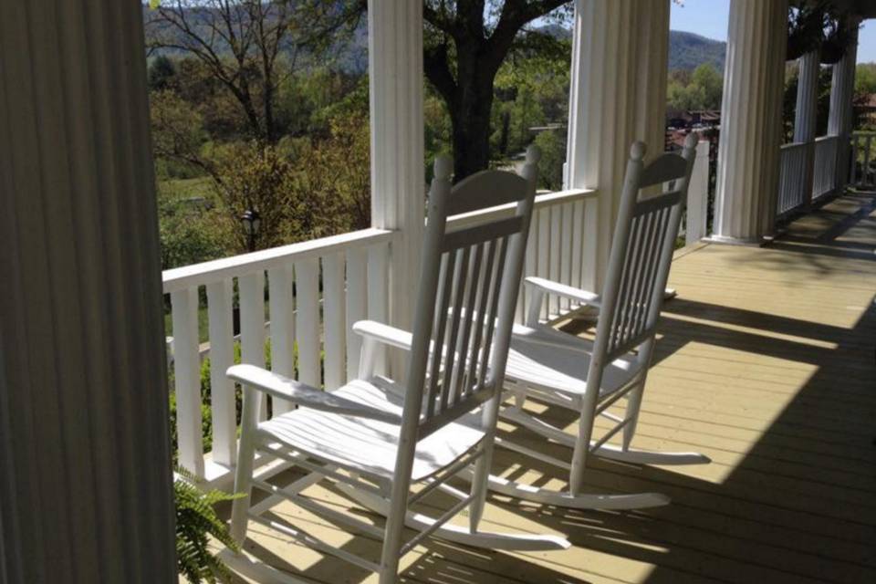 White-picket porch