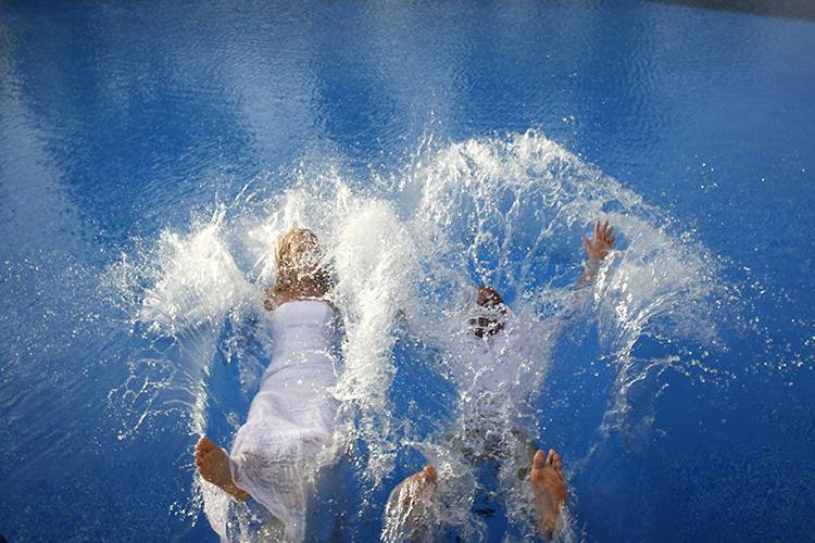 Trash the dress photo session at Majestic Elegance Hotel Punta Cana