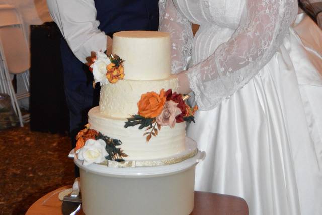 Wedding cake.JPEG