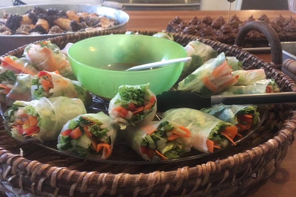 Fresh Rolls with Sweet Thai