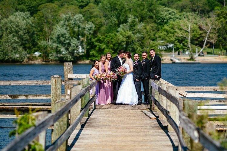 Riverhouse Cruises