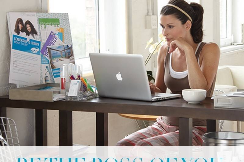 Rodan + Fields Skincare - Elizabeth Banks