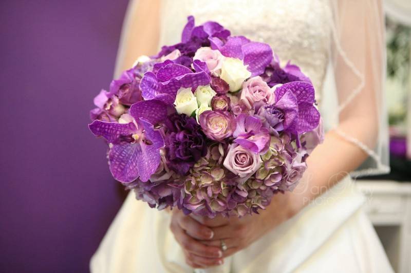 White bouquet