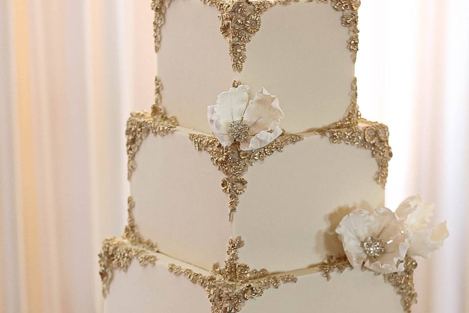 Bas Relief Wedding Cake