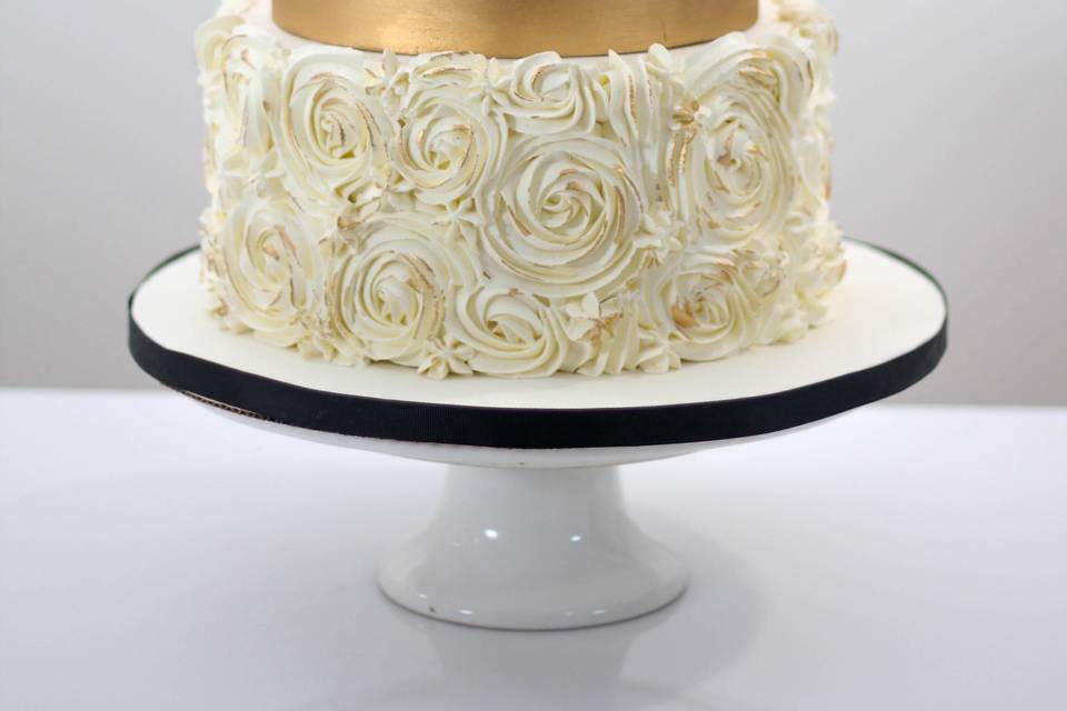 Buttercream Rosettes Cake