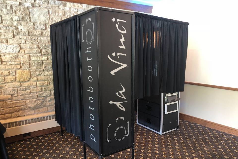 03-booth-tower.jpg