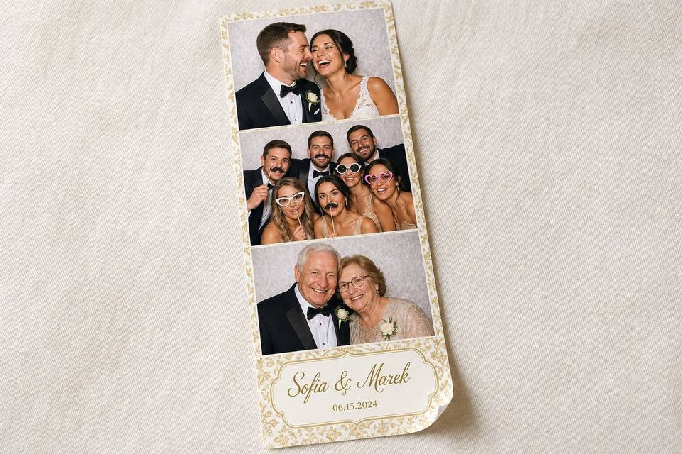 05-strip-wedding.jpg