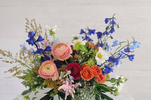 Pops of blue and pink