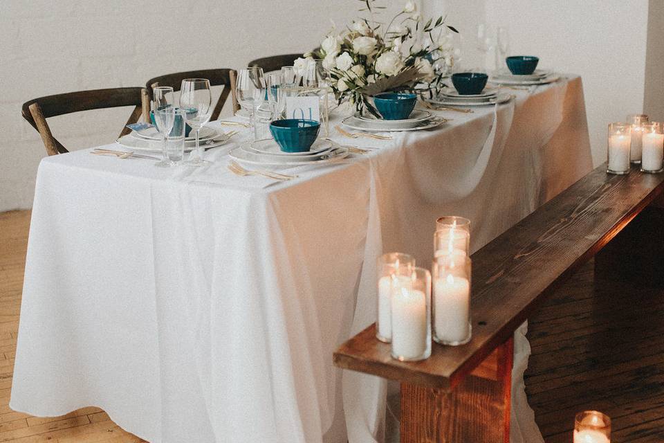 Head table setup