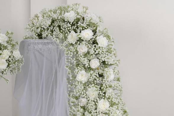 White Baby Breath Table Decor