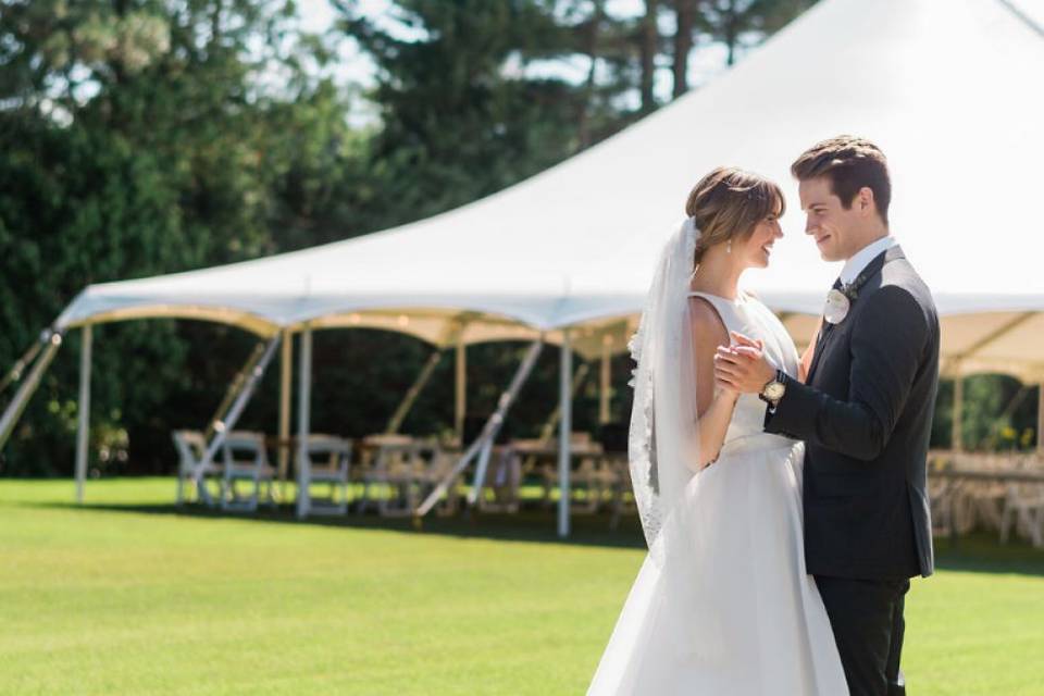 A tented Weddings