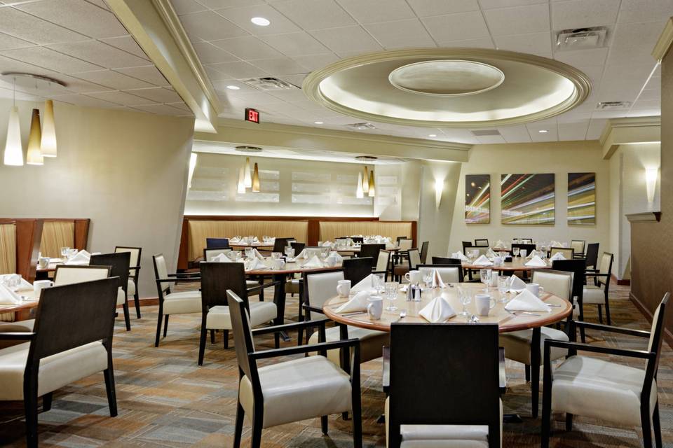 Sheraton Syracuse University Hotel & Conference Center
