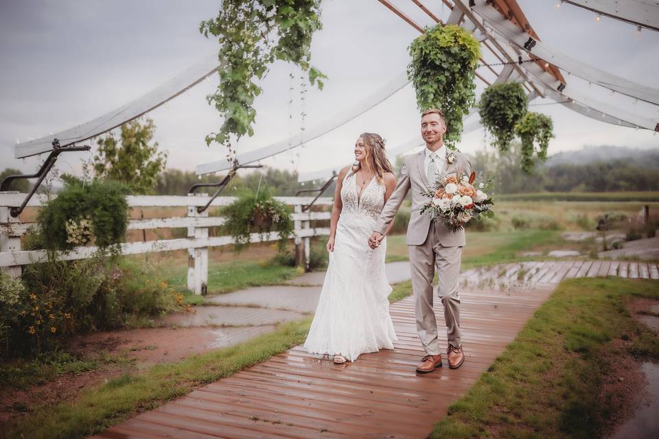 Vibrant Wedding Photography