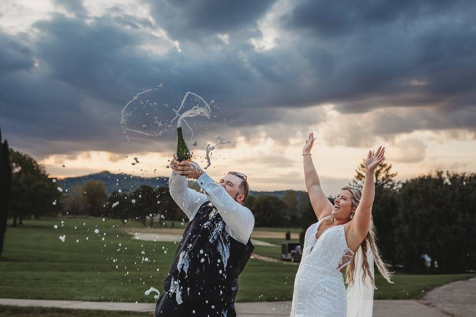 Vibrant Wedding Photography