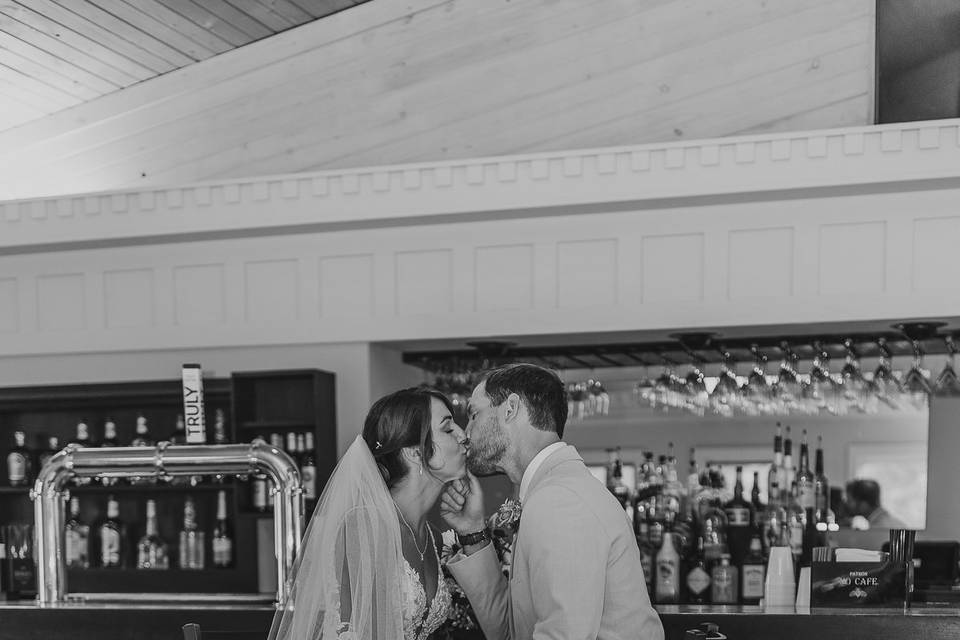 Vibrant Wedding Photography
