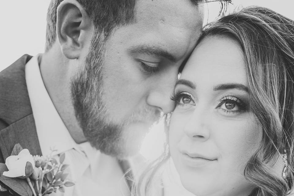 Vibrant Wedding Photography