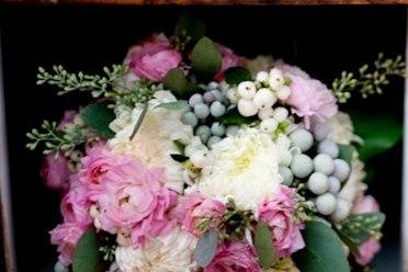 White and soft pink bouquet