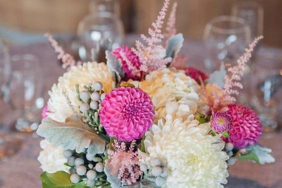 Flower table centerpiece