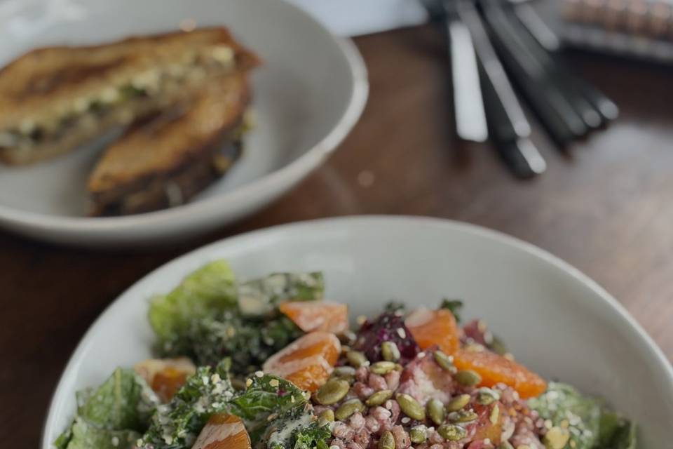 Sharing Salads