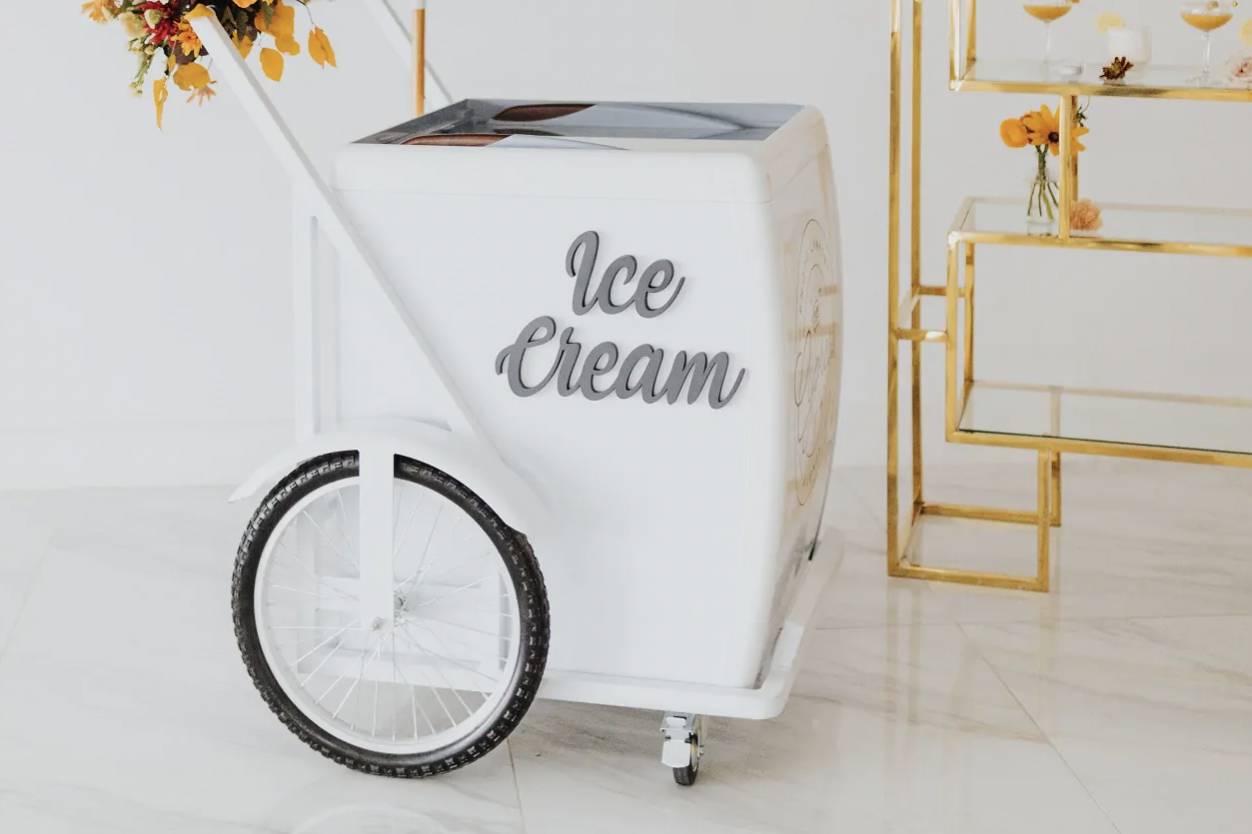 How to Start an Ice Cream Cart Business - Bizz On Wheels