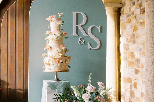 Bella Collina Weeding