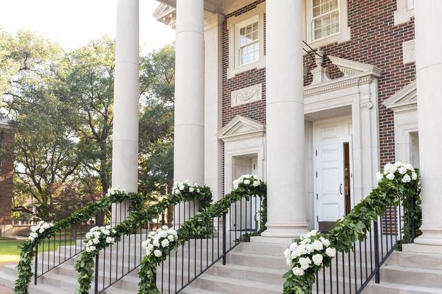 Exterior décor