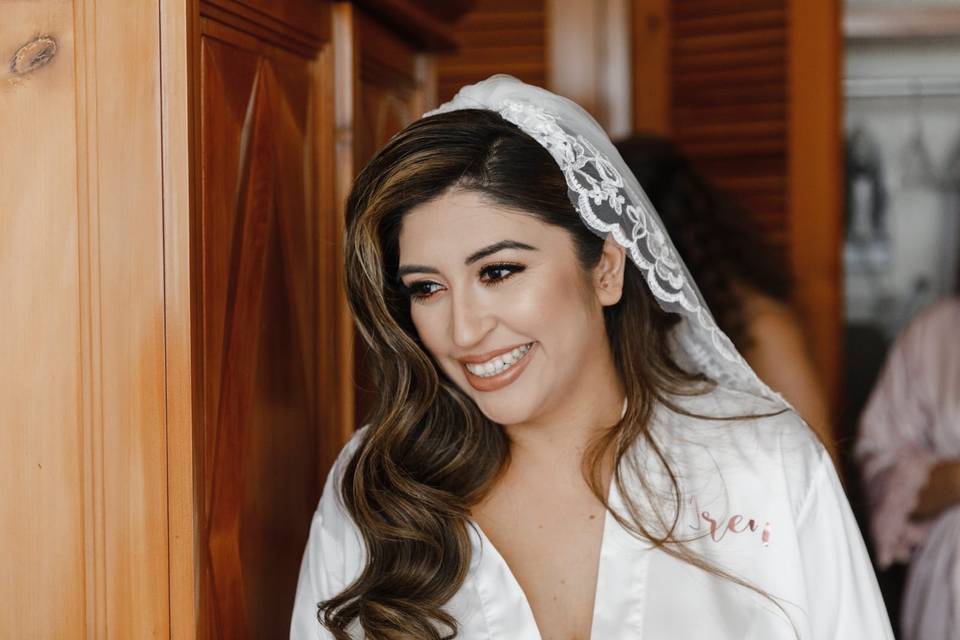 Karlos Guerrero & Alex Arizmendy Bridal Room