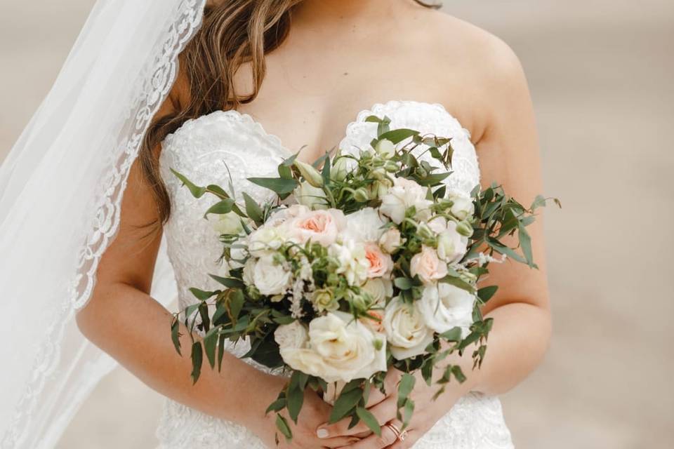Karlos Guerrero & Alex Arizmendy Bridal Room