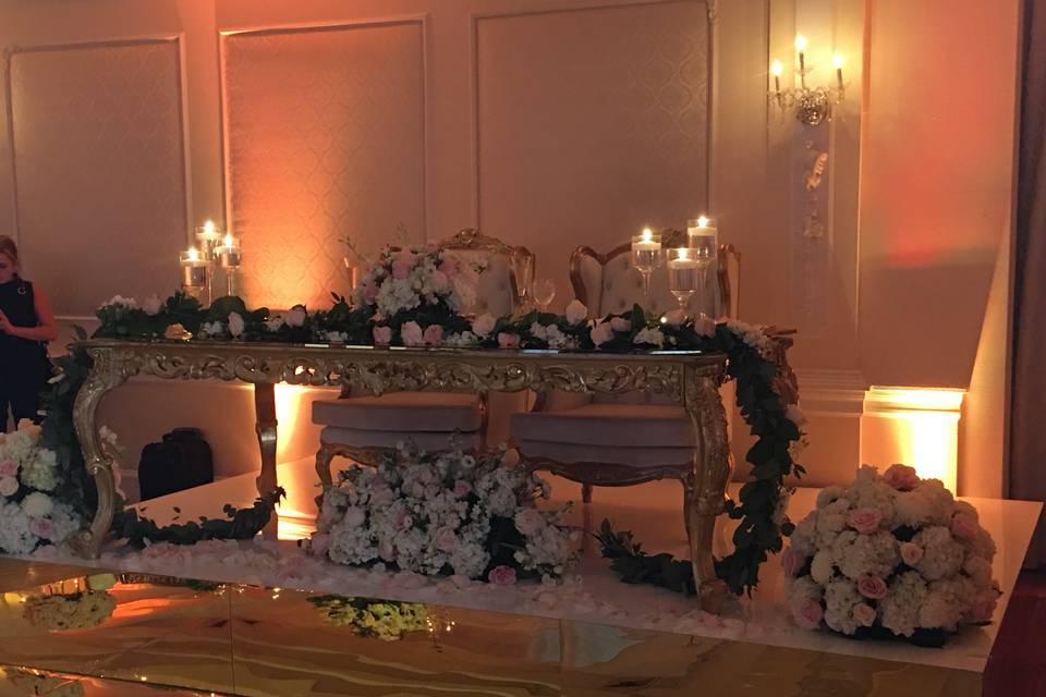 Garland wrap your bridal table