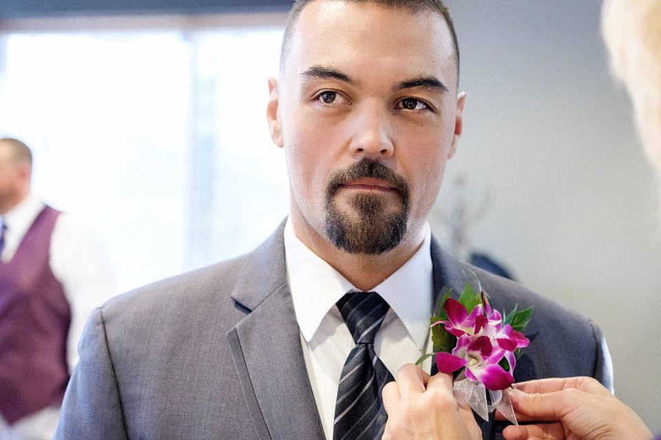 Fixing the boutonniere