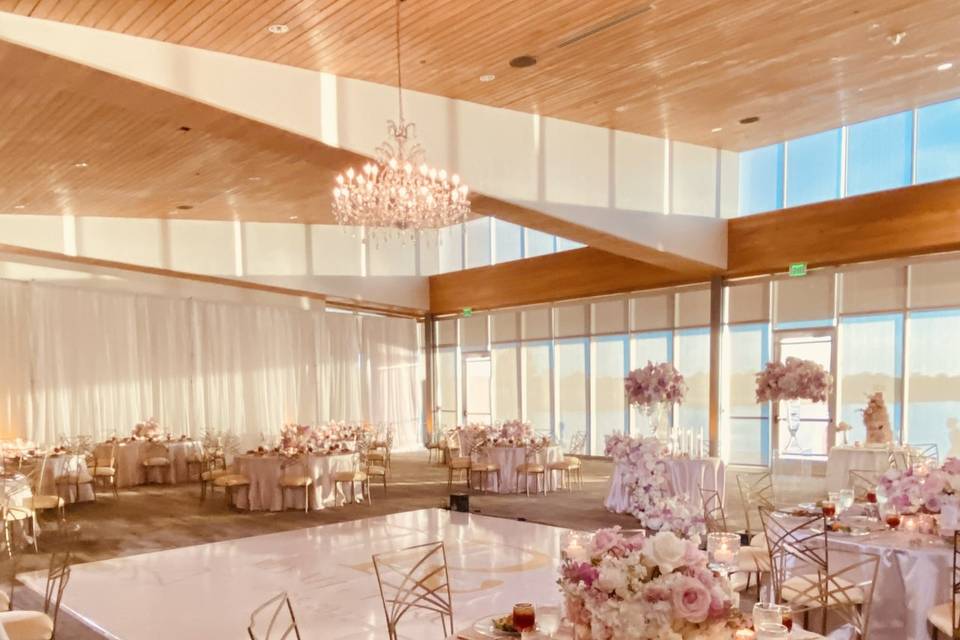 Dreamy Reception