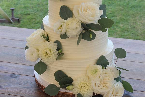 4 Tier with roses