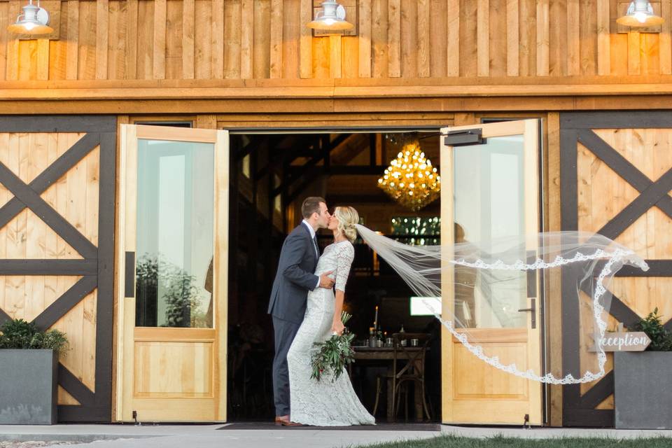 Barn Wedding Pictures