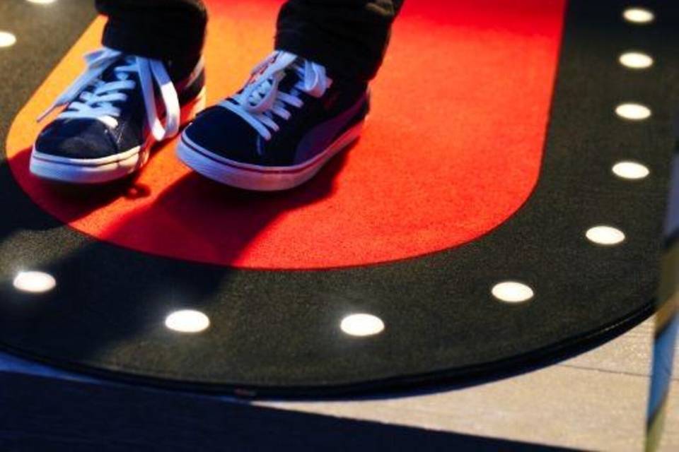 LED Red Carpet