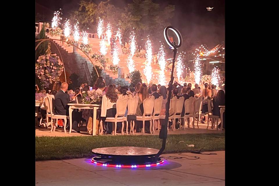 360 Platform Photo Booth