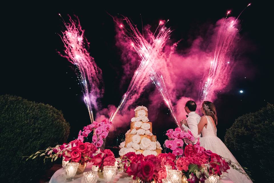 Cake cutting fireworks