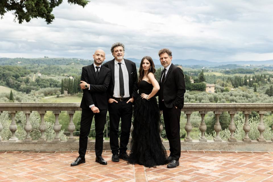 Beautiful Day - live band