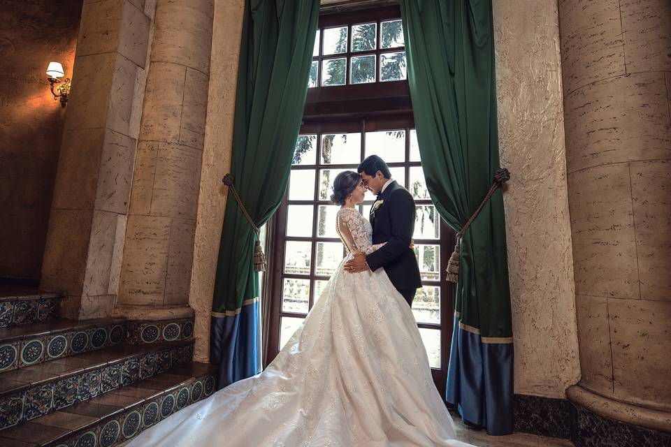 Bride and groom at Biltmore