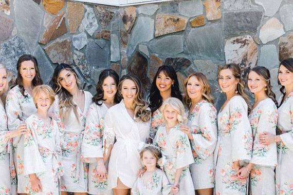 Dreamy Angel Song Pattern- Premium Silver Bridesmaids Robes
$30
These robes are from our new Premium Collection. With wider kimono sleeves as well as wider lapels and belt our robes can be best described as fun, flirty and so feminine. Addition of a softer rayon as the fabric, imparts a subtle yet elegant feel to it making it more gullible than cotton. This beauty is perfect for getting ready with no see-through issues and no extra hassle of purchasing extra liners for your robes.
