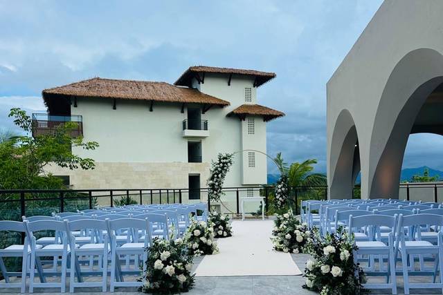 Ballroom terrace ceremony