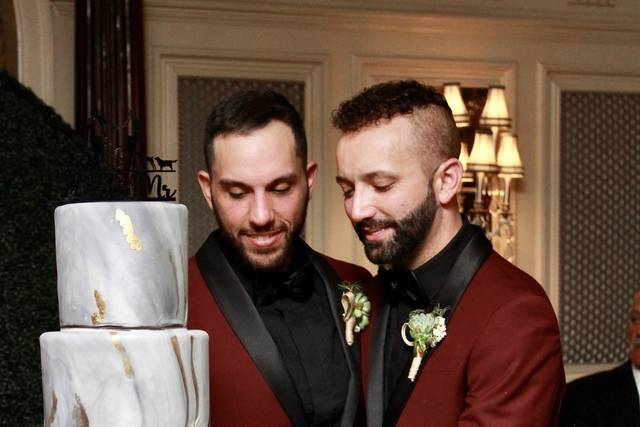 Time to cut the cake!