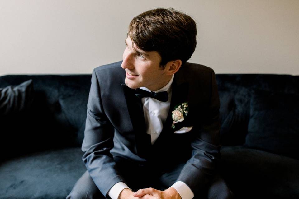 Groom waiting in the Lounge