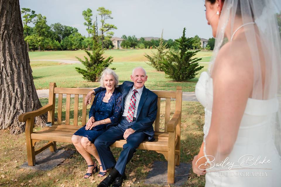 First look w/ Grandparents!!
