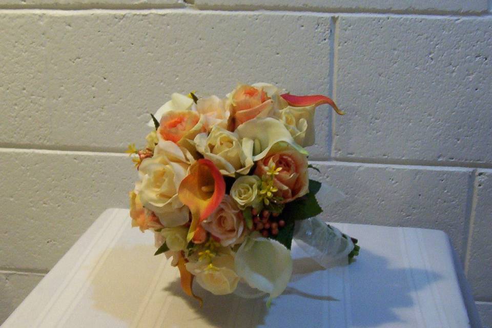 Fall brides cluster bouquet