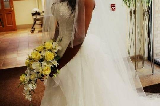 Bride holding bouquet