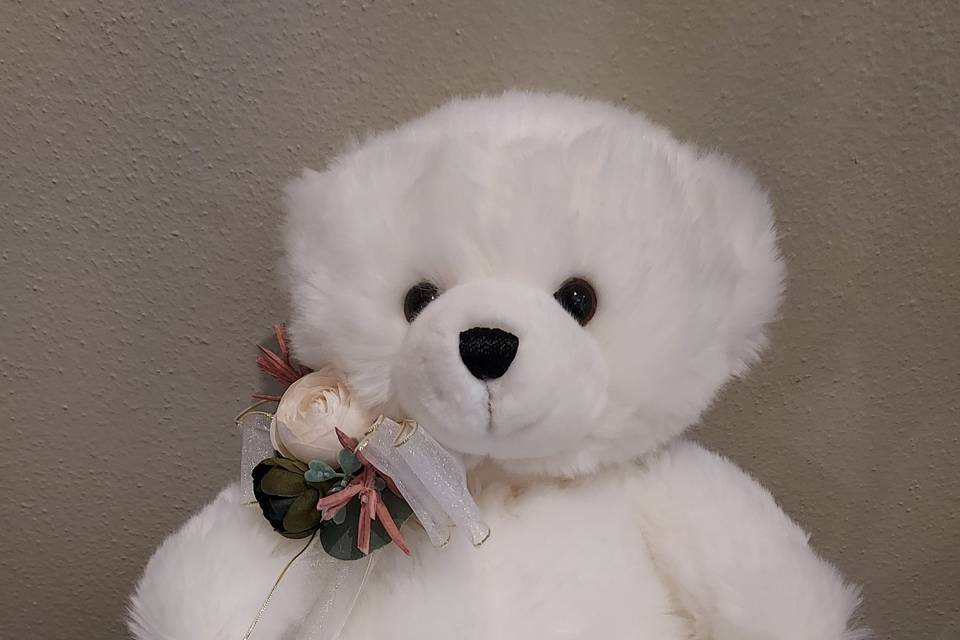 Flower girl Teddy